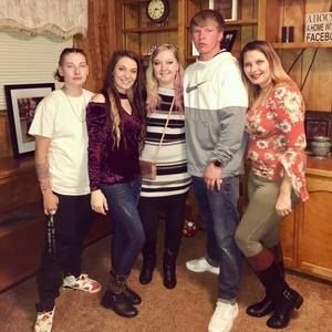 Meet your Posher, Alexsa